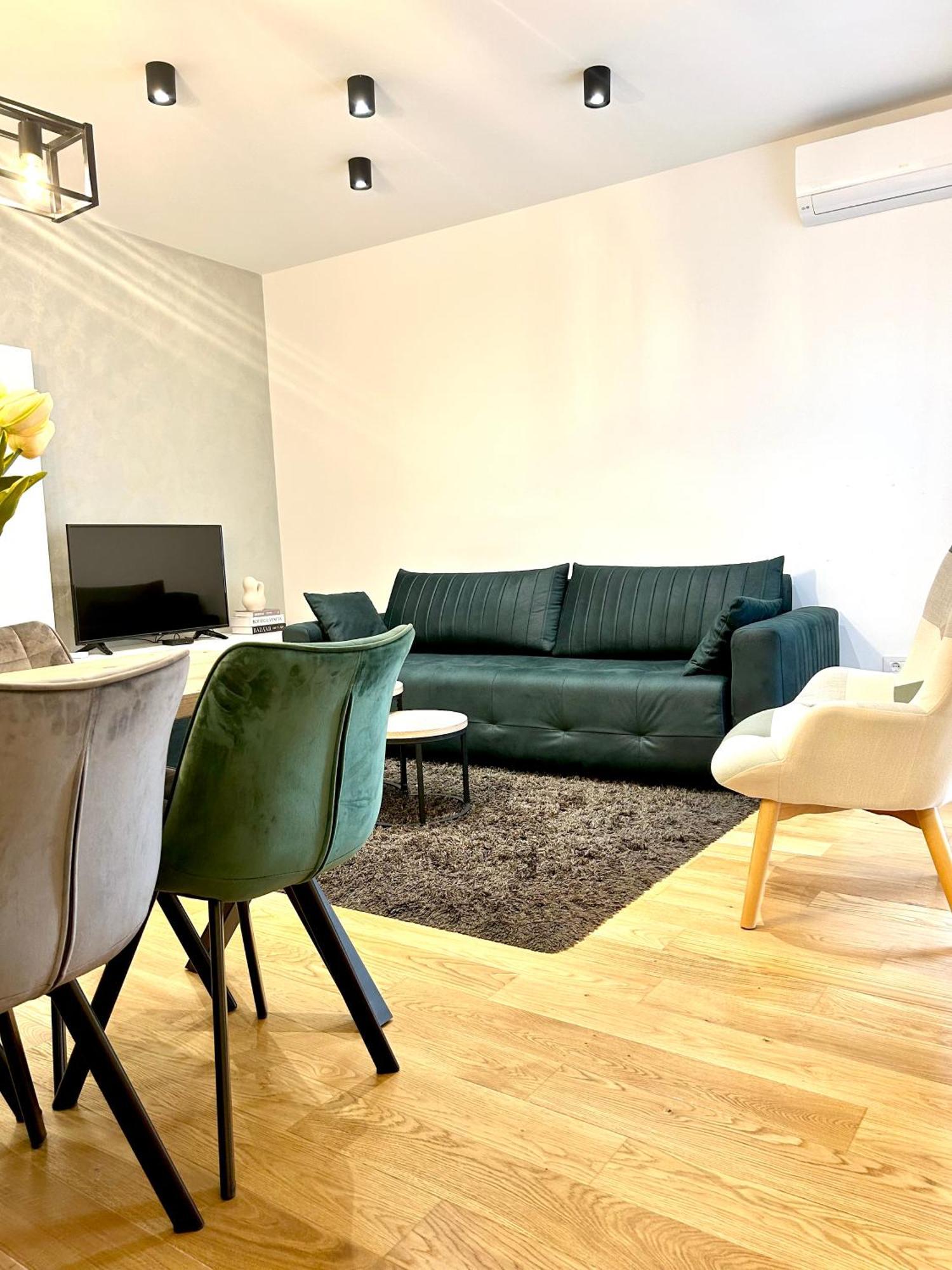 Bulevard Luxury Suites Beograd Bagian luar foto